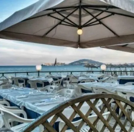Renata * Formia